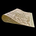 ⁦Golden PVC Pressed Viny Placemat 45*30 CM⁩ - الصورة ⁦5⁩
